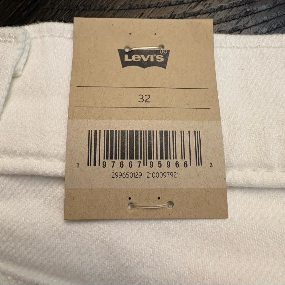 Levi's Classic White Denim Mid Length Jean Shorts Women’s Size 32 NWT - Picture 12 of 16